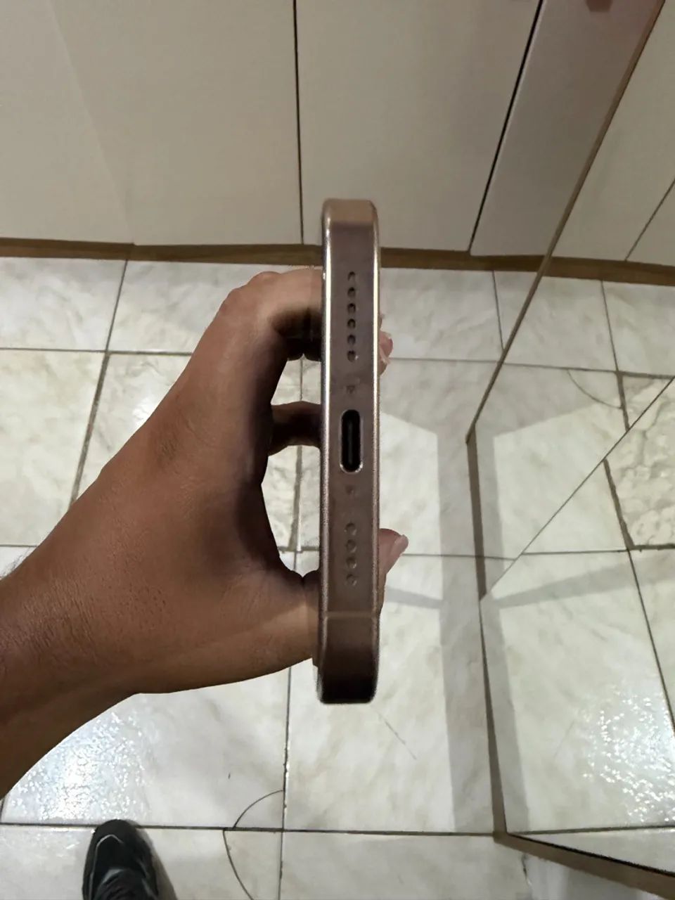 iPhone 16 Pro Max desert 256g  - Foto 5