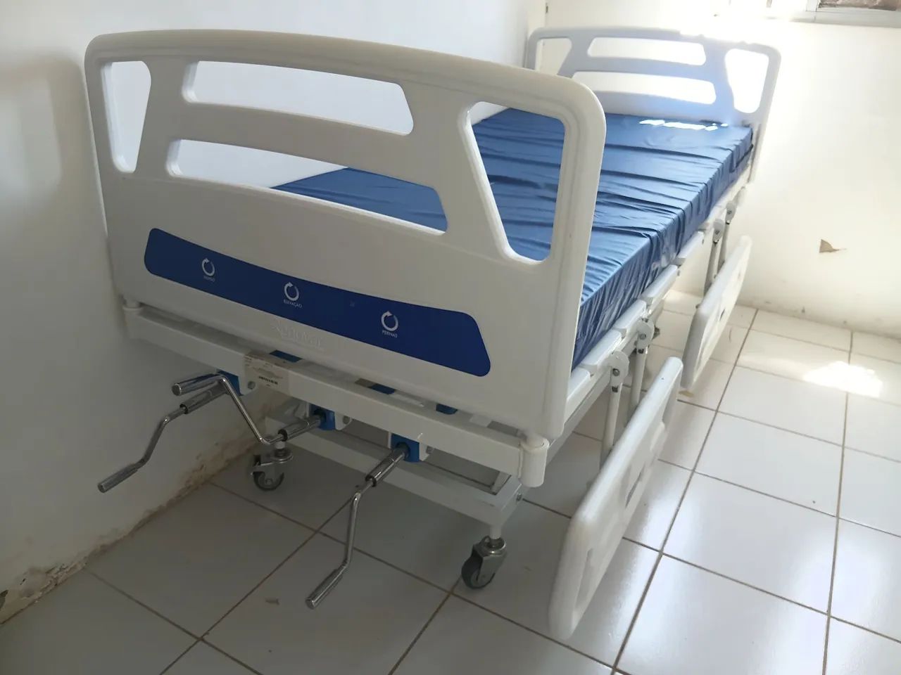 Vende-se Cama Hospitalar - Foto 2