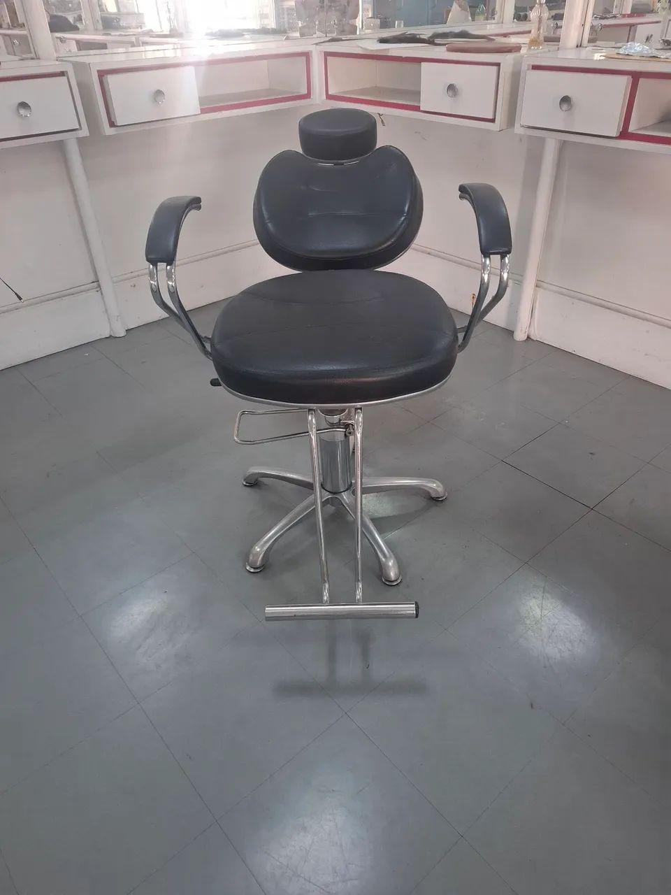 Cadeiras pra salão / barbearia /Studio 
