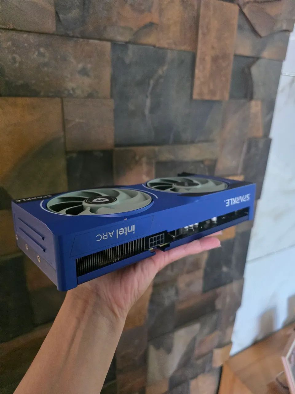 Sparkle Intel Arc B570 Guardian OC  - Foto 2