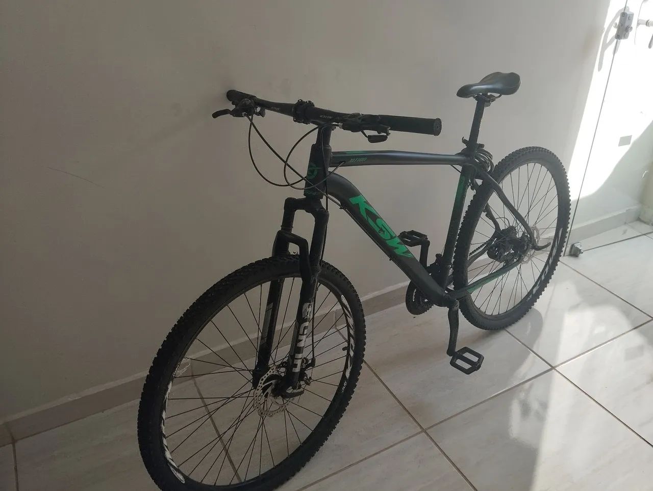 Bicicleta aro 29 (DISPENSO CURIOSOS) - Foto 4