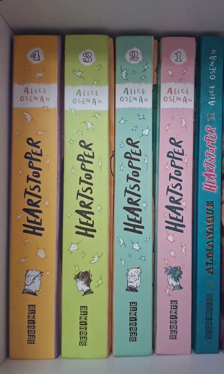 Coleção Heartstopper volume 1 ao 4 + almanaque 