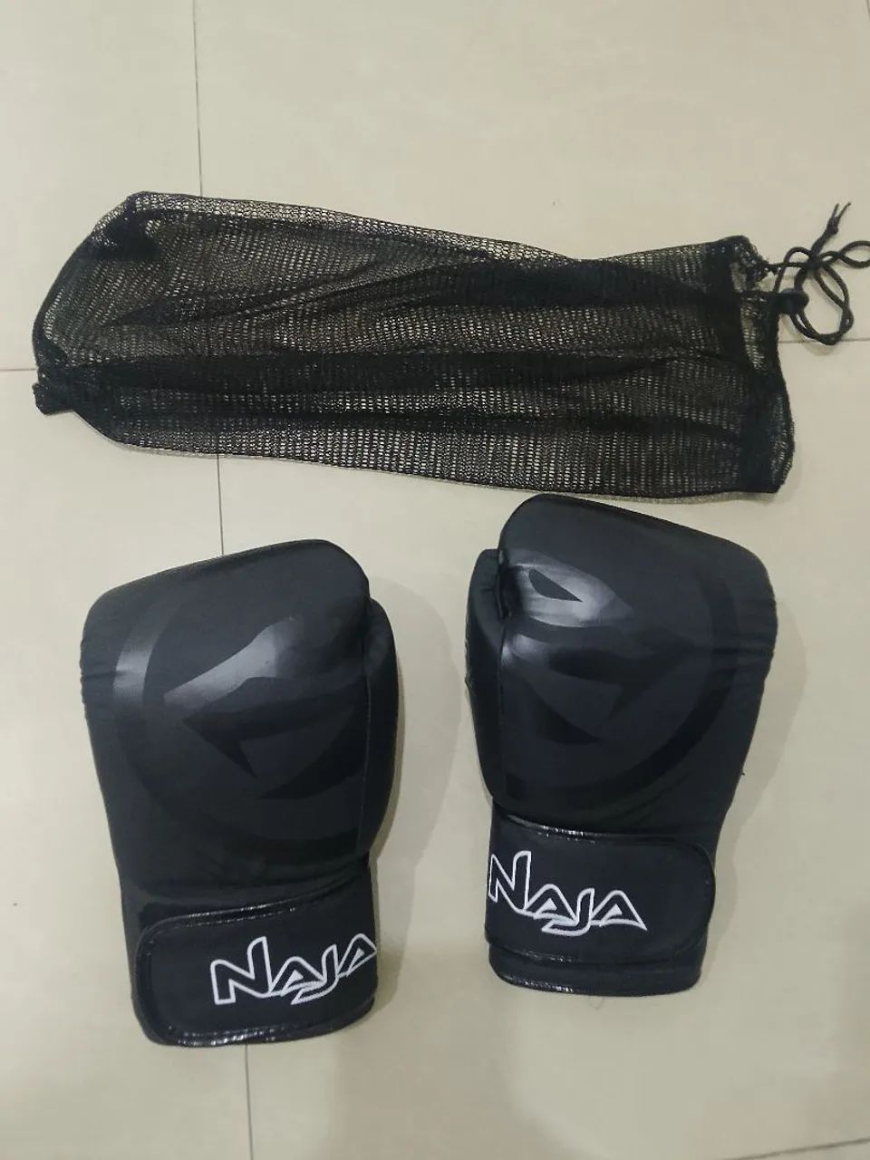 Luvas de Boxe 