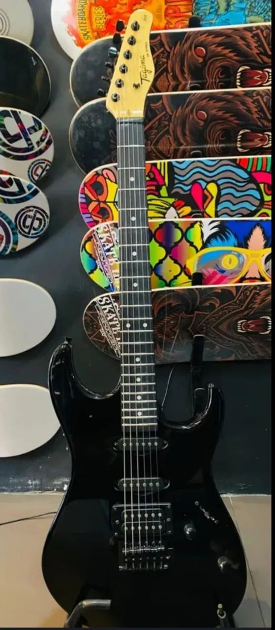 GUITARRA. 