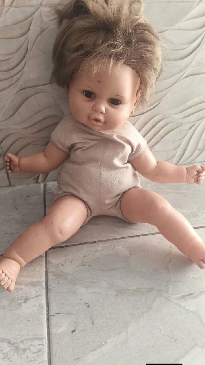 Boneca antiga 