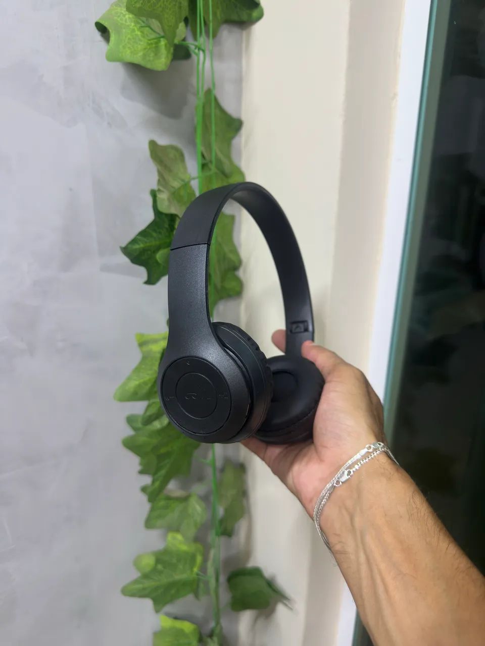 Fone Bluetooth P47 Preto Lindo e discreto.  - Foto 4