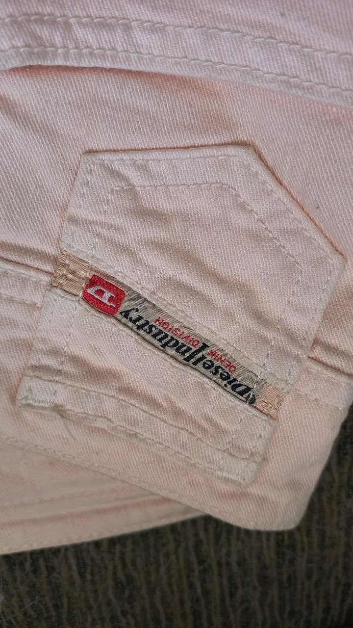 Calça da marca Diesel rosa claro P/M - Foto 2