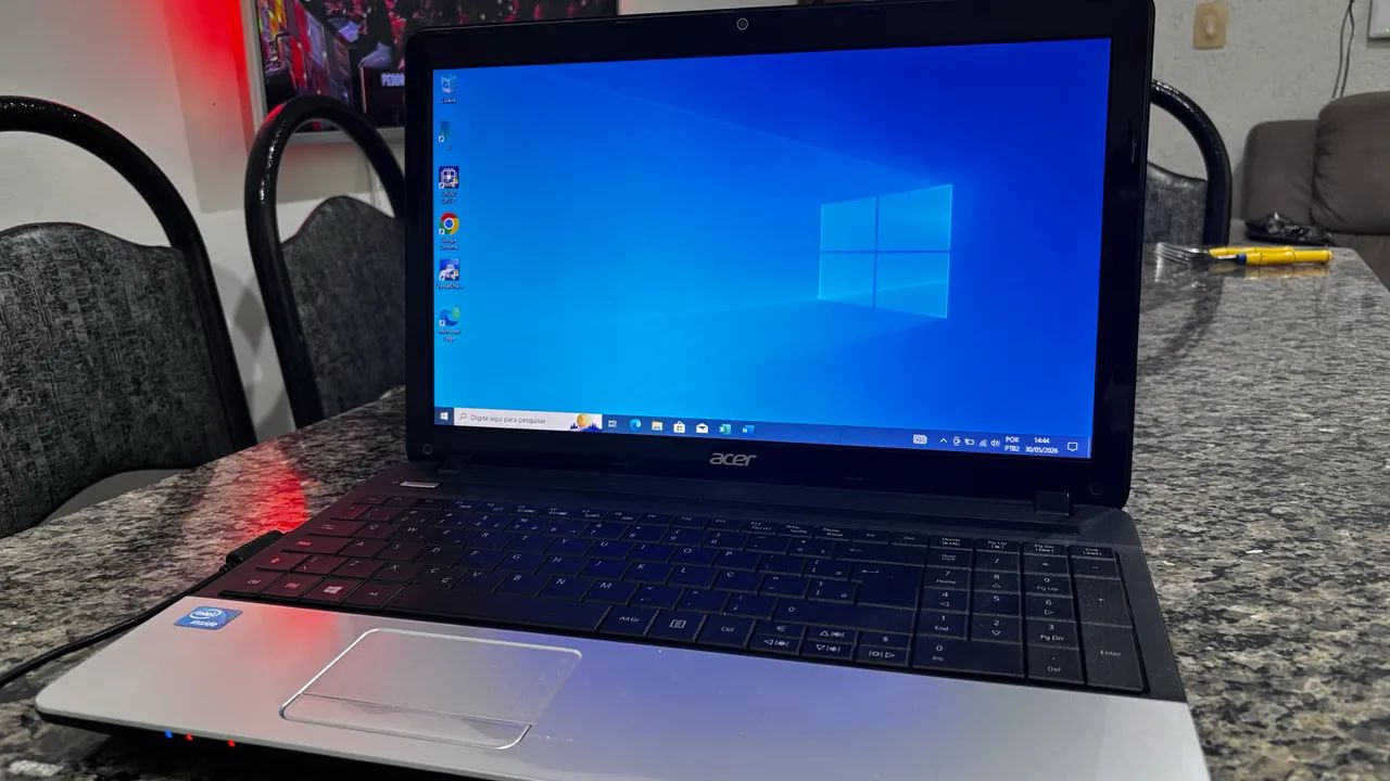 Notebook Acer 1.8 ghz com ssd 256 gb com 12 gb ( tela 15.6 ) super