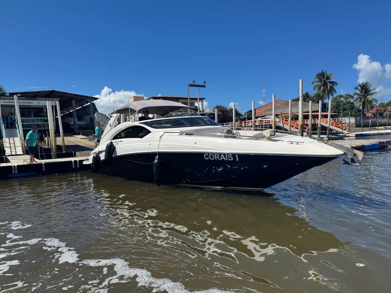 Lancha Royal Mariner 330 33 Pés MerCruiser 8.2 MAG Completa - Foto 3