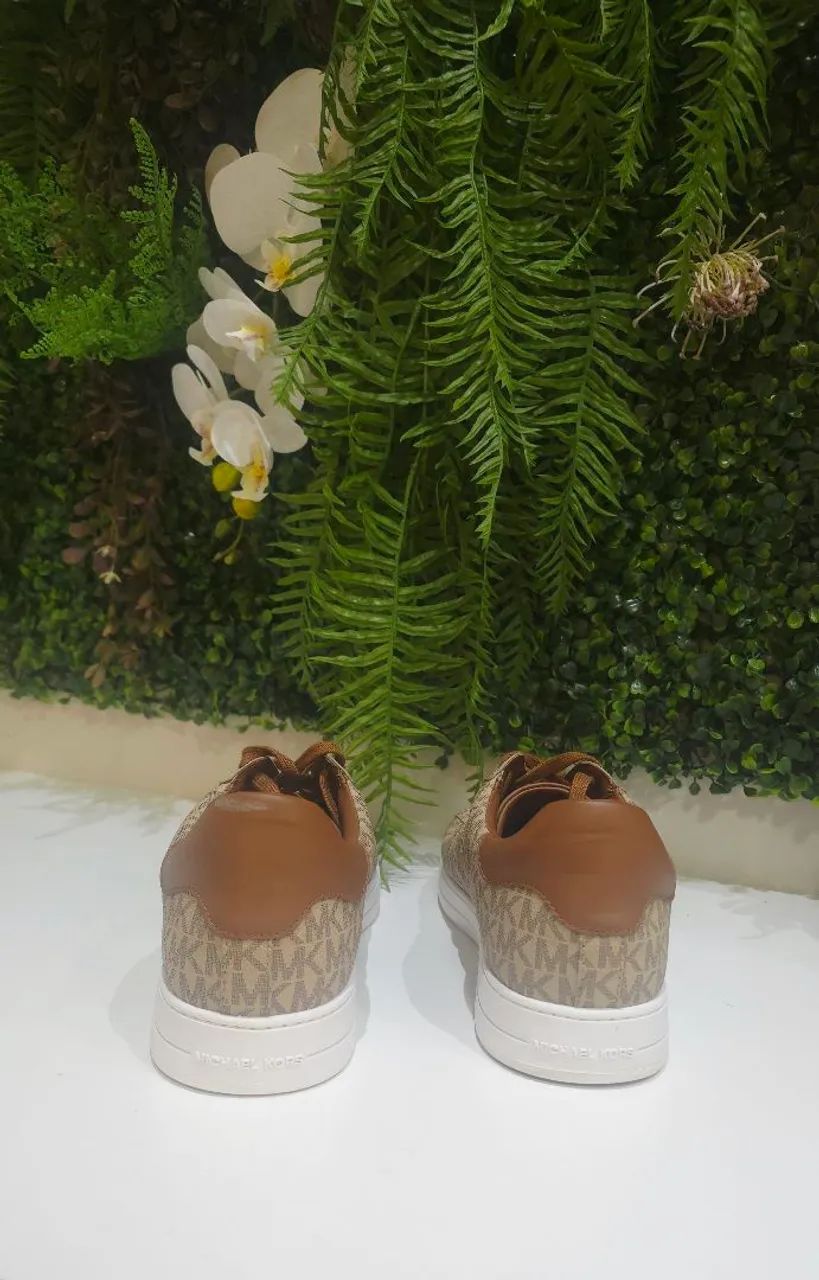 Tênis Michael Kors - NOVO e importado  - Foto 5