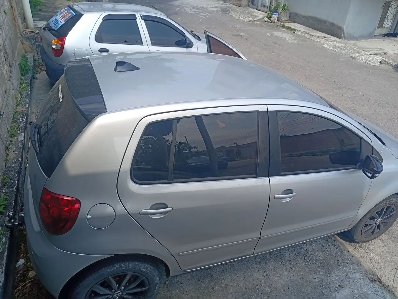 Volkswagen Fox Fox 1.0 Mi Total Flex 8V 5p 2014