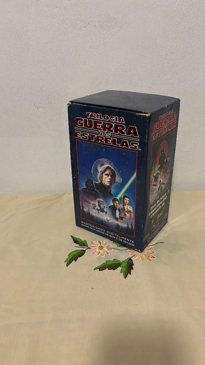 Box VHS Star Wars - Trilogia Original - Completo - Edição Masterizada - Foto 2