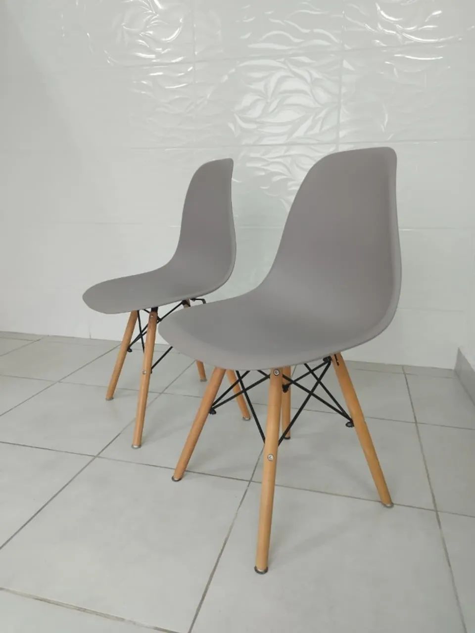 Kit 2 Cadeiras Eiffel - cinza
