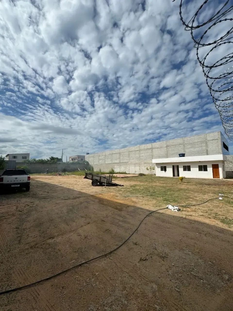 Área 1.800m2 | Escritório | Com Renda 8.000/mes | Alugado