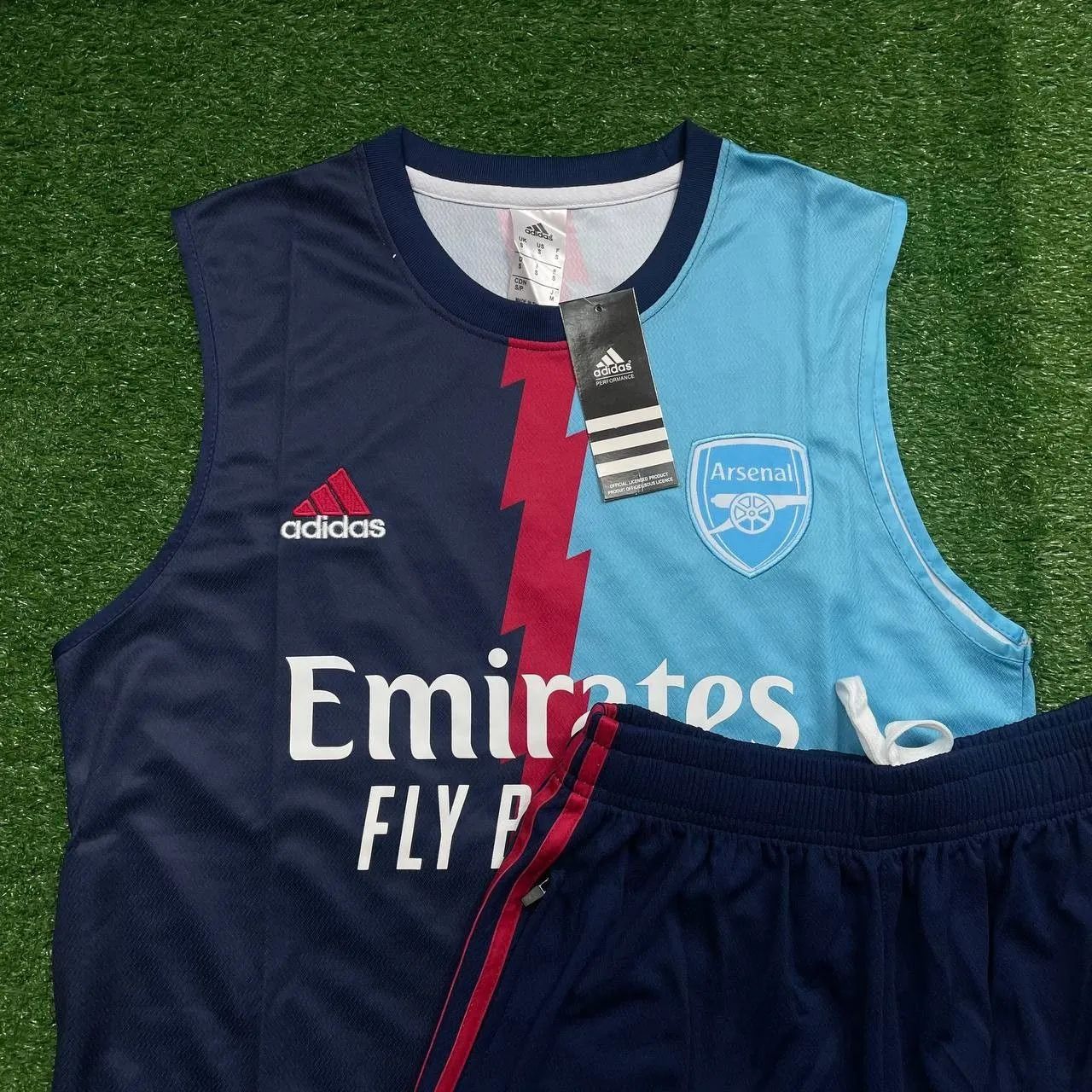 Conjunto regata e short Arsenal - Foto 2