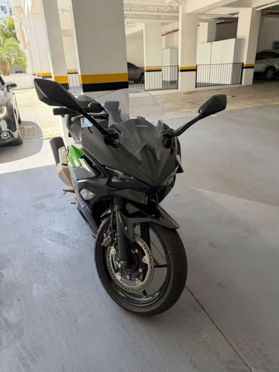 NINJA 500 25/25 com 1.600 km ZERADA  - Foto 3