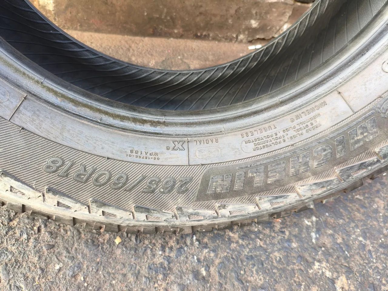 Pneu Michelin Aro 265/60R18 - Foto 2