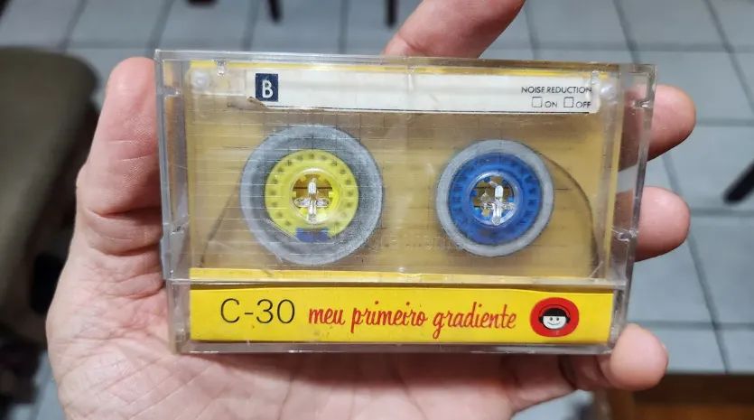 Fita K7 Do Rádio Meu Primeiro Gradiente Anos 90 (Usado) - Foto 2