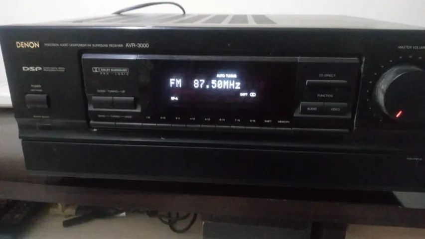 Denon AVR 3000  