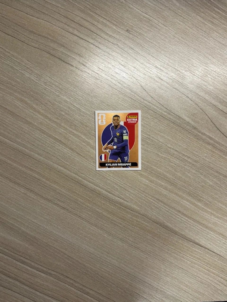 Kit com 3 figurinhas extras | mbappé bronze + 2 figurinhas bônus - Foto 3