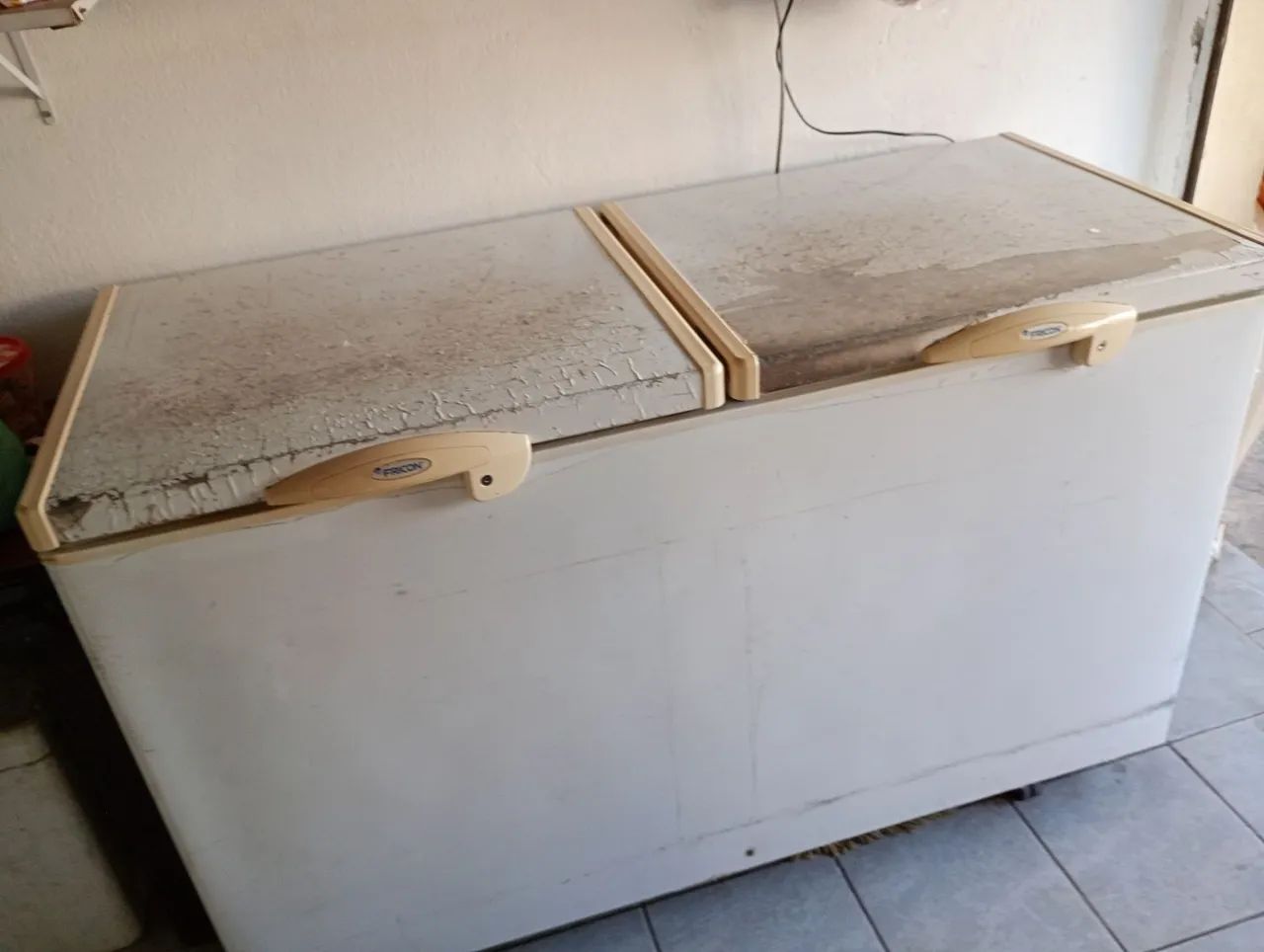 Vendo essa freezer usada  - Foto 2