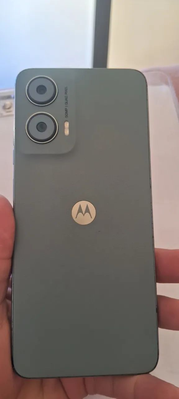 Venho celular seme novo