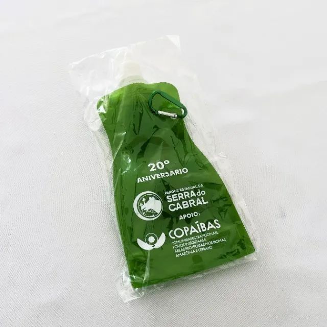 Garrafa de Plástico p/ Água Verde 500 ml Dobrável - Foto 2