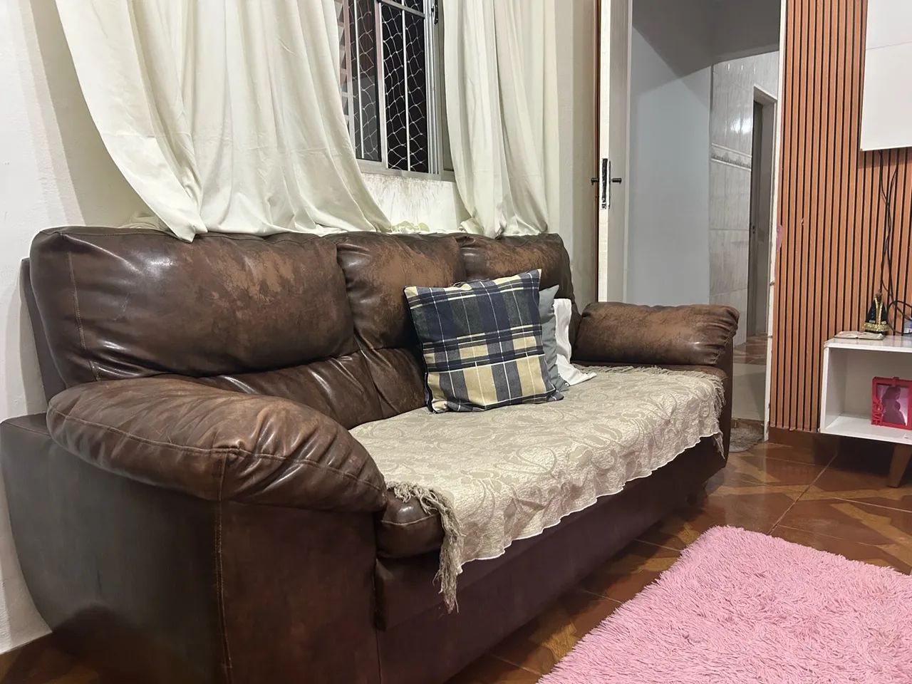2 pares de sofá de couro seminovos