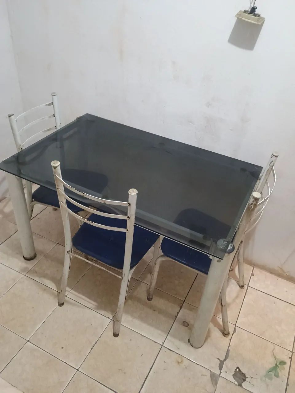 Mesa para cozinha/jantar 