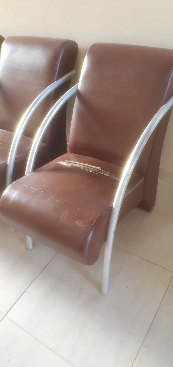 4 poltronas com braço de alumínio para reparo - Foto 2