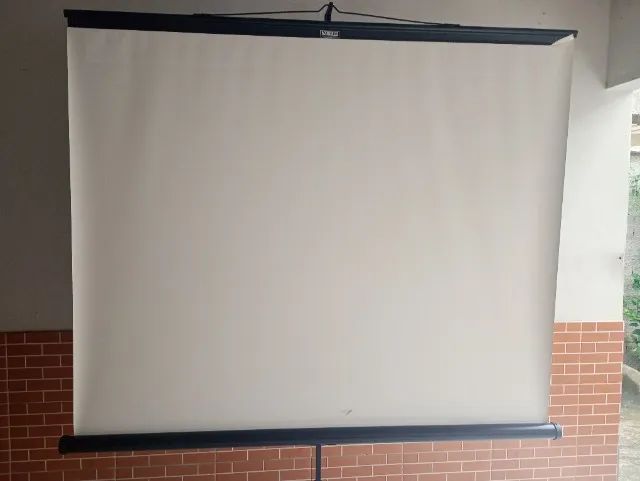 Tela de Projeção retrátil 