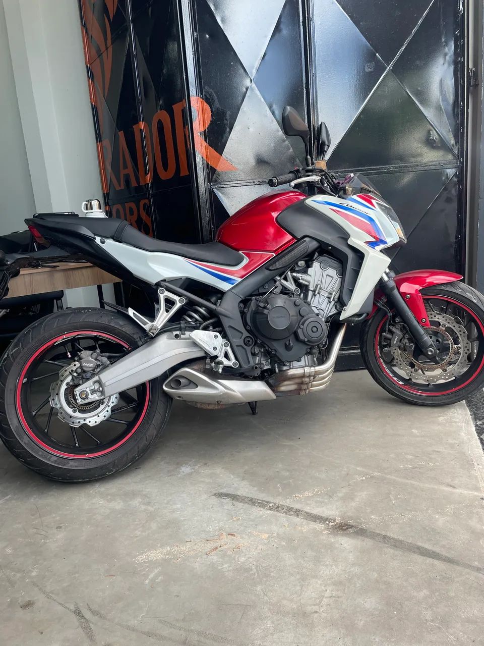 Moto CB650f - Foto 2