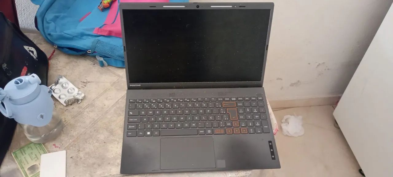 Notebook positivo vision C15 para vender 