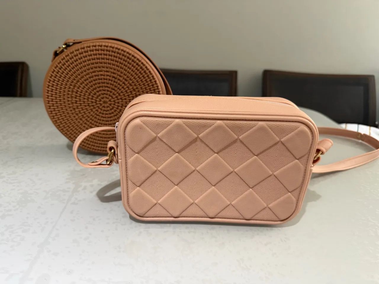 2 bolsas transversais em material sintético  - Foto 4