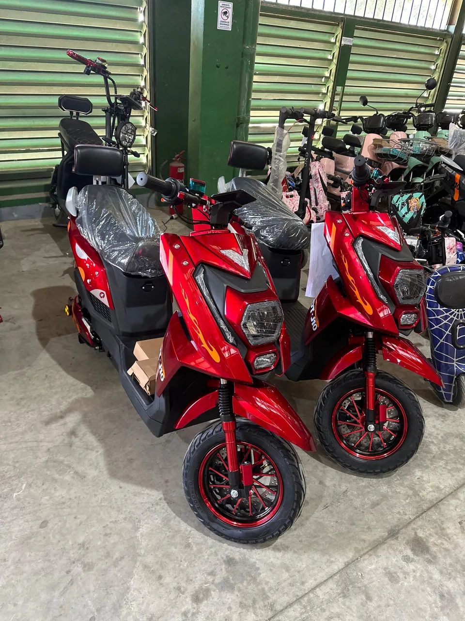 Scooter Elétrica Jet vermelha 