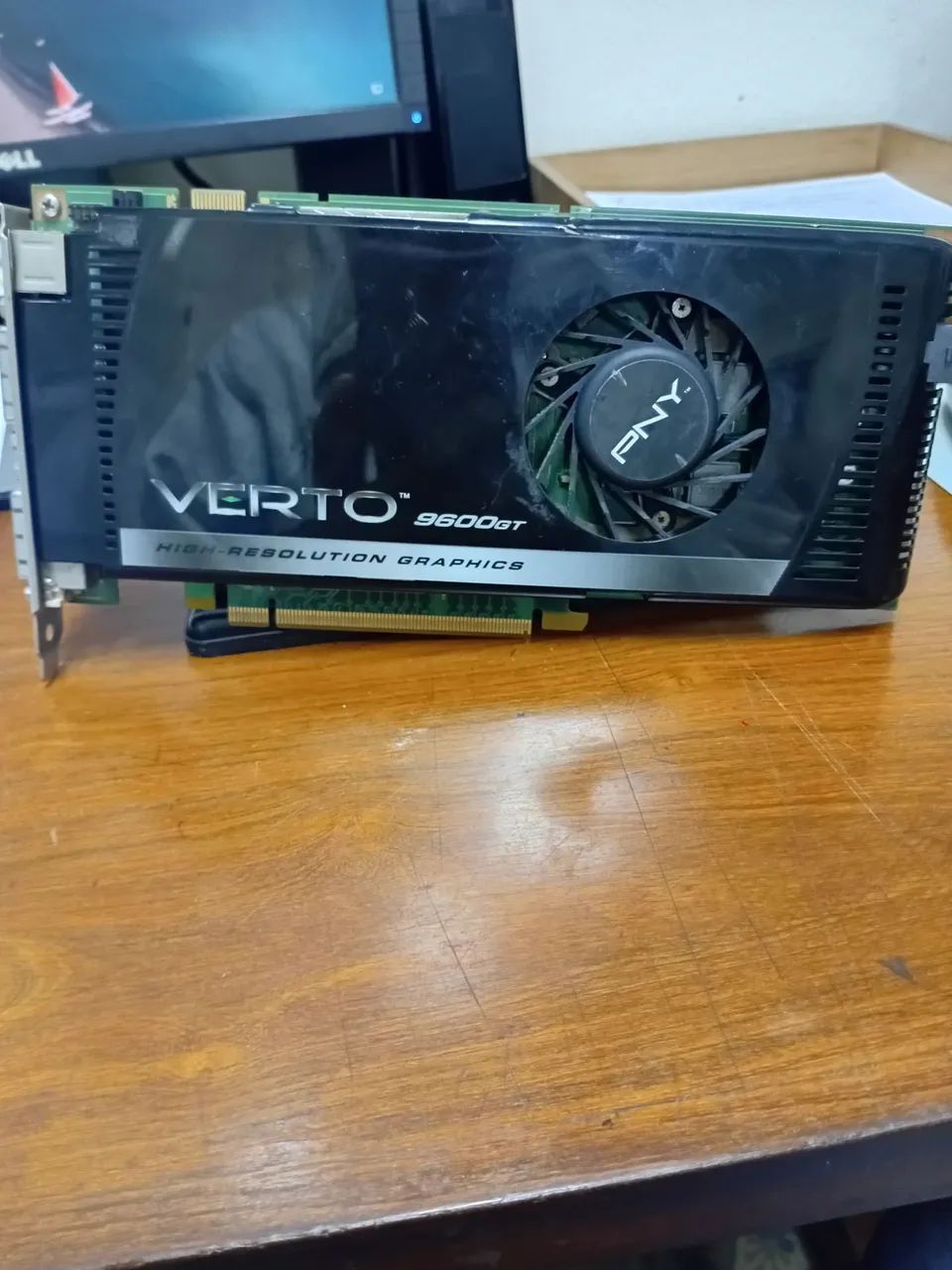 Placa de vídeo GeForce Verto 9600