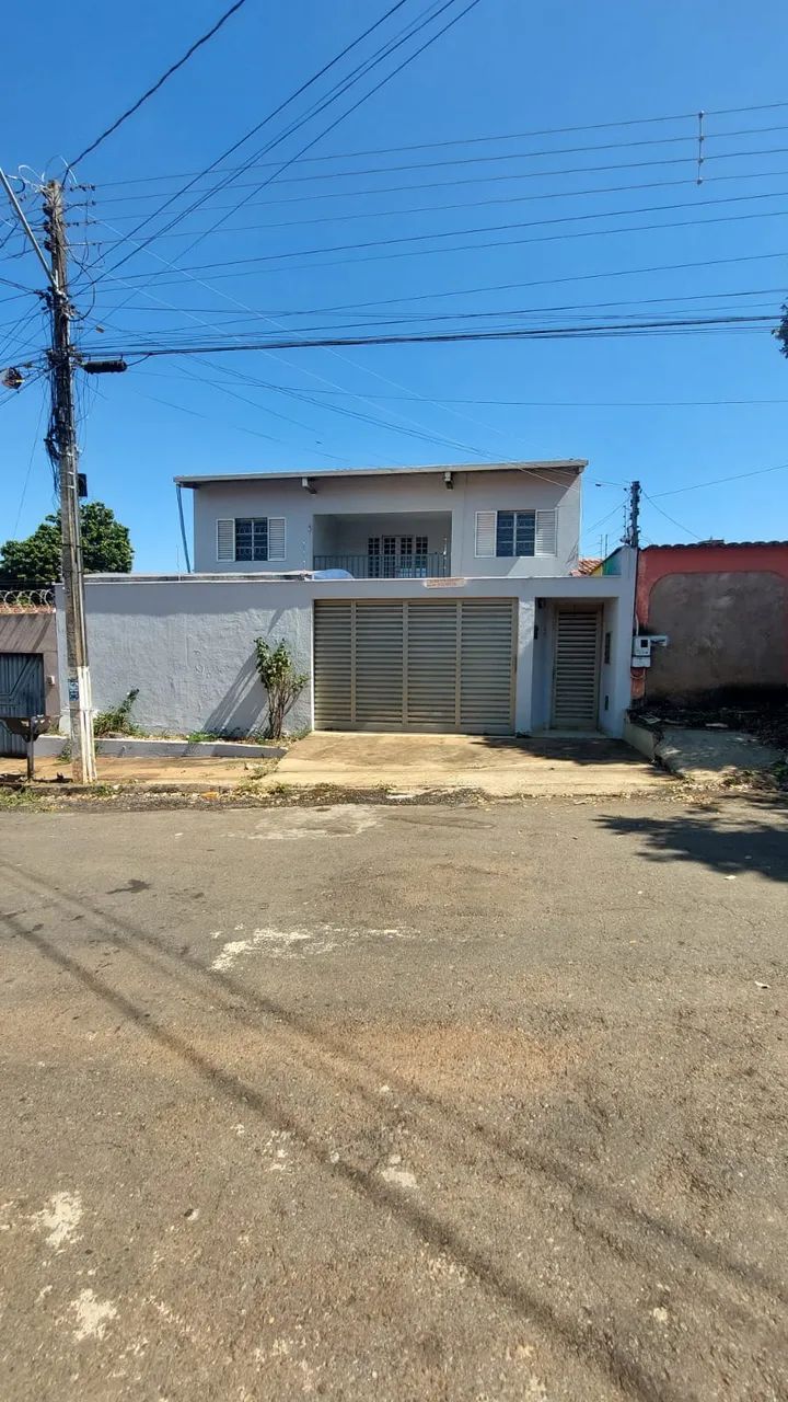 Casa sobrado 5 quartos Solar Ville