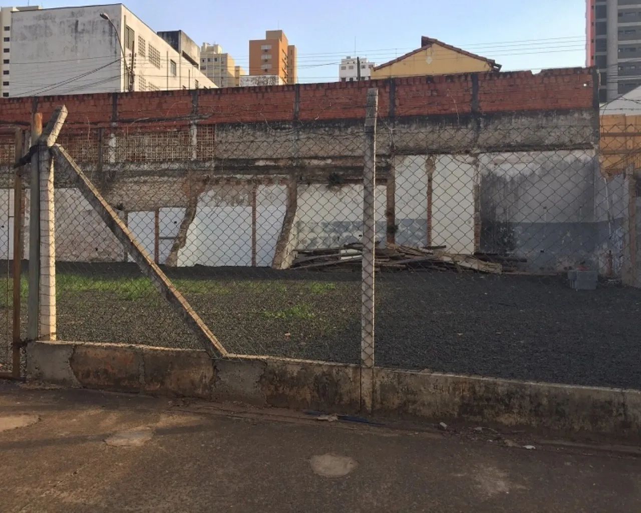 TERRENO COMERCIAL em PIRACICABA - SP, CENTRO - Foto 2