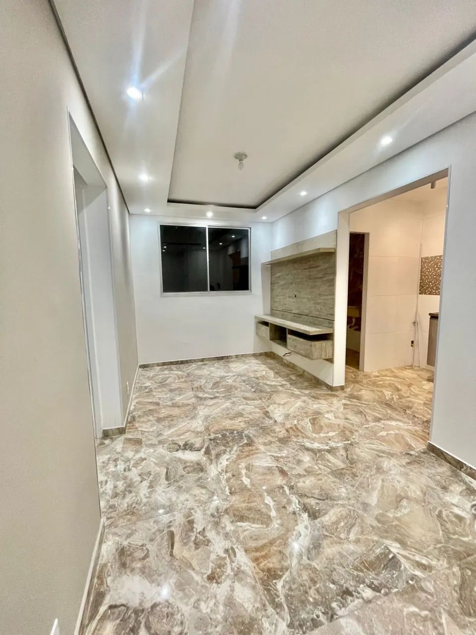 Alugo apartamento 