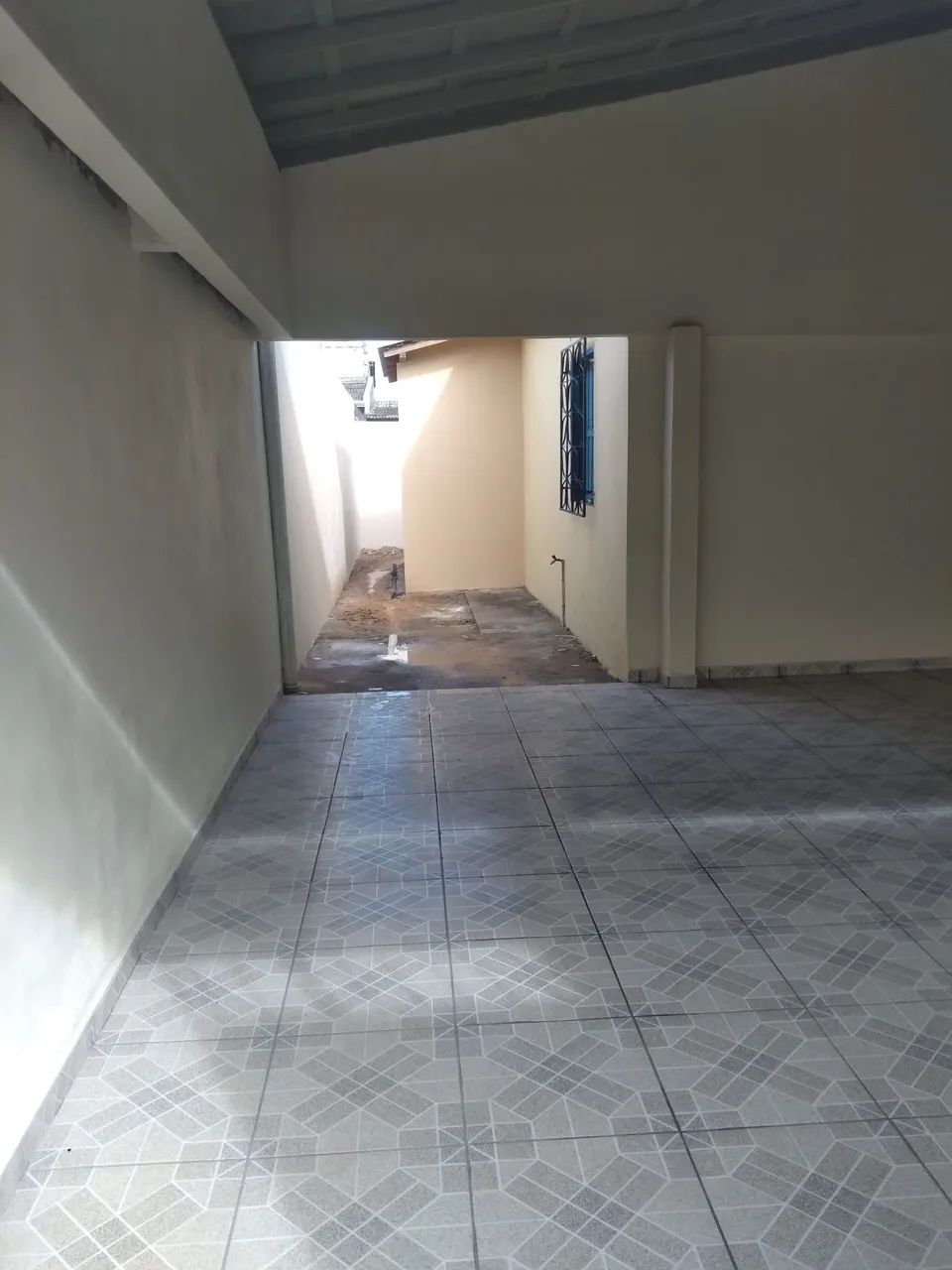 Aluga se casa com garagem - Foto 5