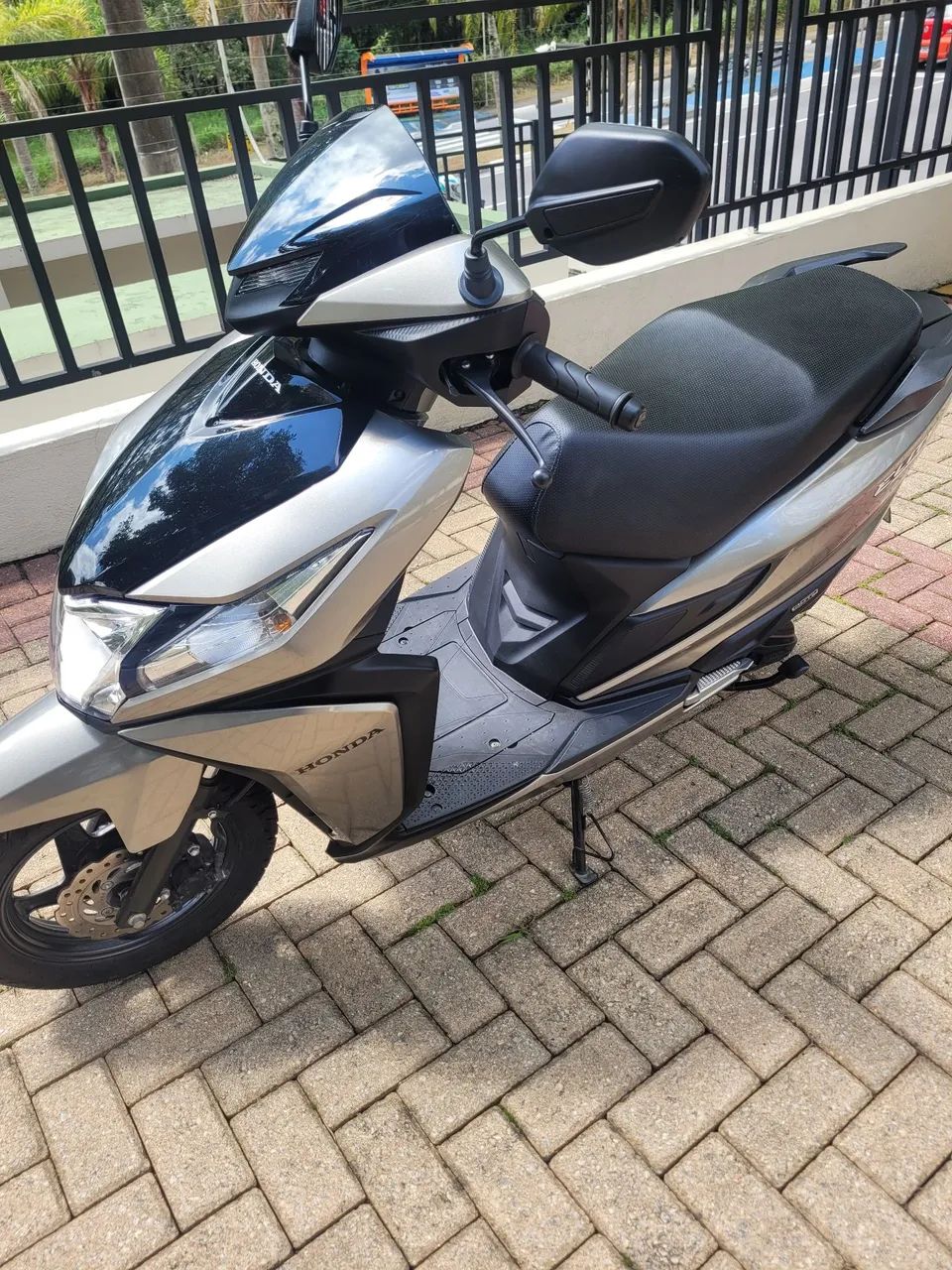 Vendo Elite automática Pneus Pirelle zero 4.556 km - Foto 5