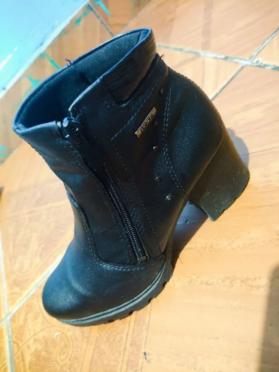 Vende-se Bota de Couro  - Foto 3