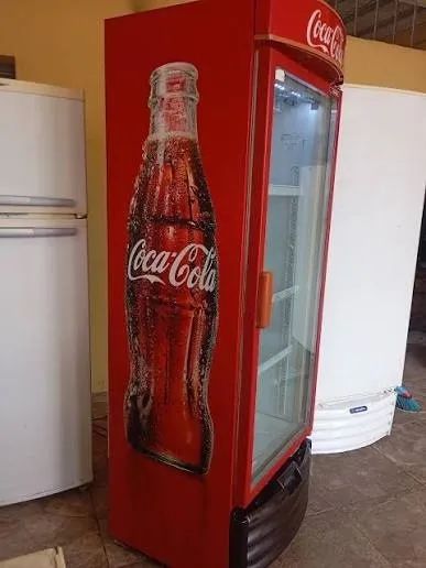 Geladeira Expositora Coca-Cola Grande - Seminova
