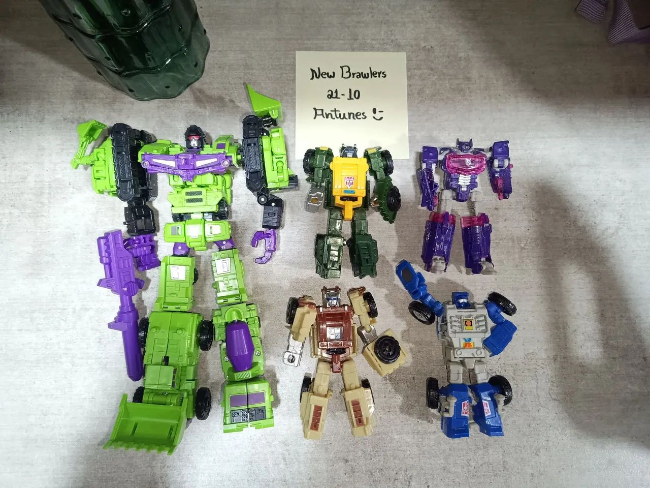 LOTE DE BONECOS TRANSFORMERS - NOVOS