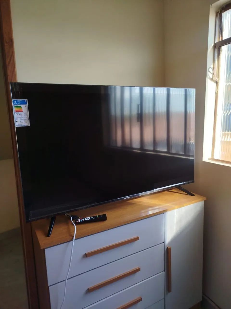 Vendo smart tv aiwa 50 polegadas seminova  - Foto 2