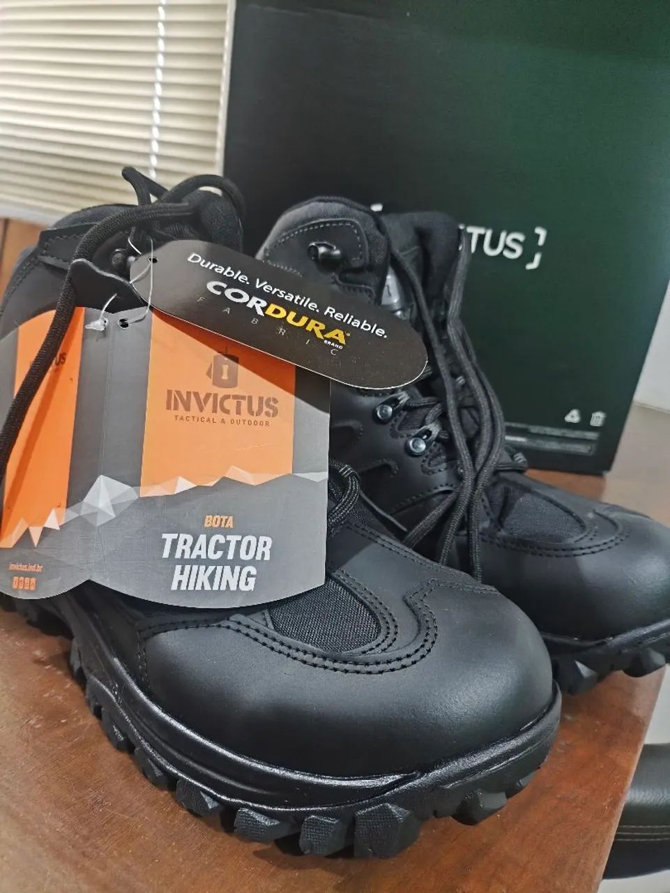 BOTA COTURNO INVICTUS  - Foto 4