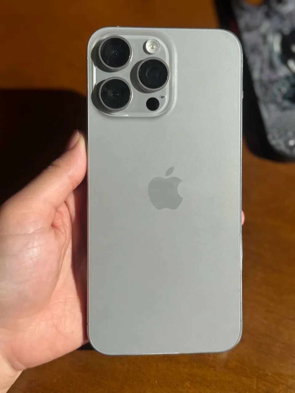 iPhone 15 pro Max - Foto 2