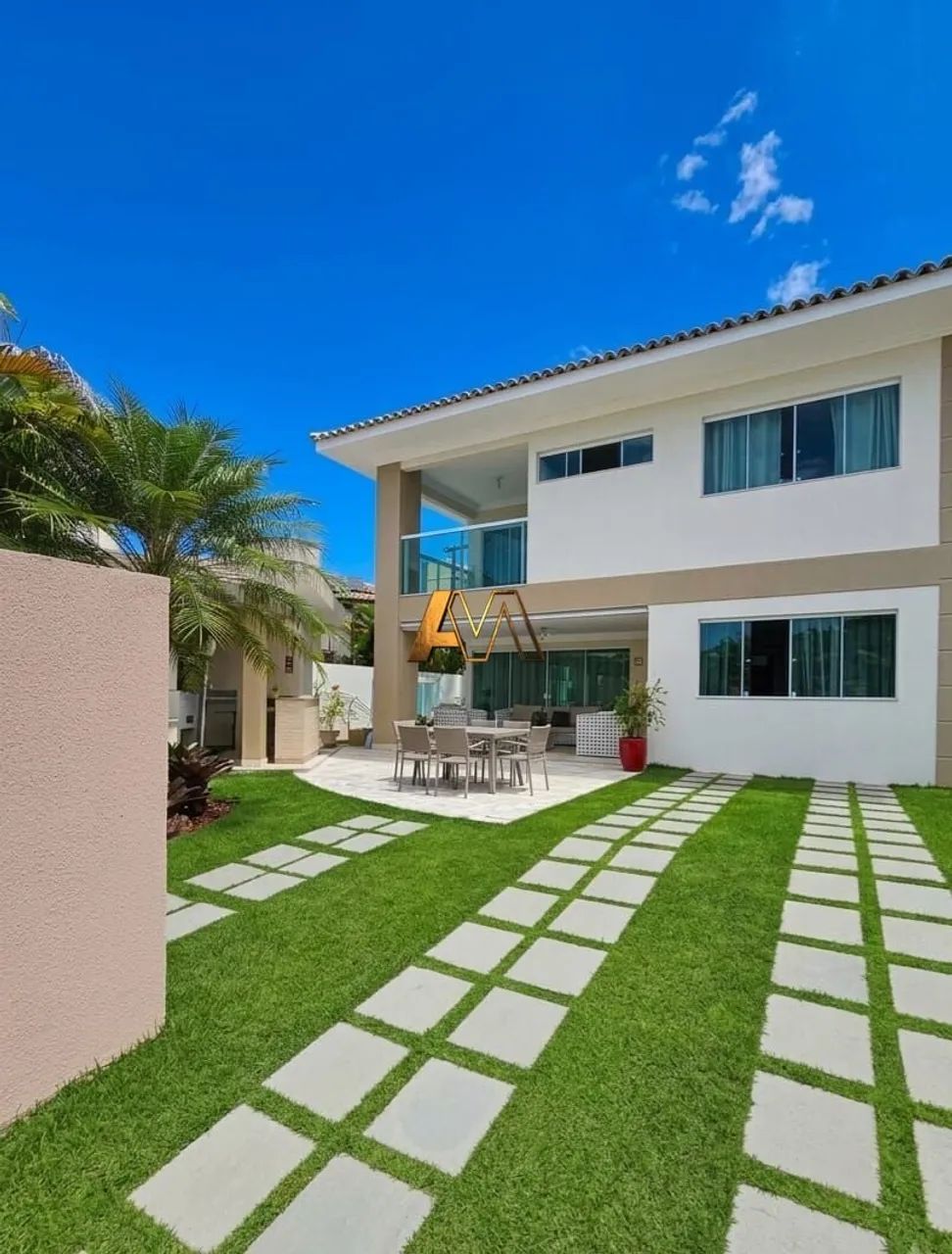 CASA DUPLEX 5/4 SENDO 4 SUÍTES