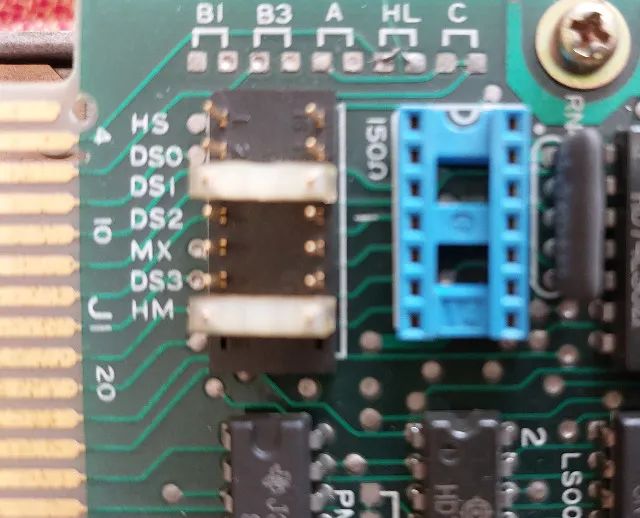 Lote de 2 Drives de Disquete 5.25", 360KB ( CP-500 ou TRS-80 )- Não Testados - P/ Conserto - Foto 4