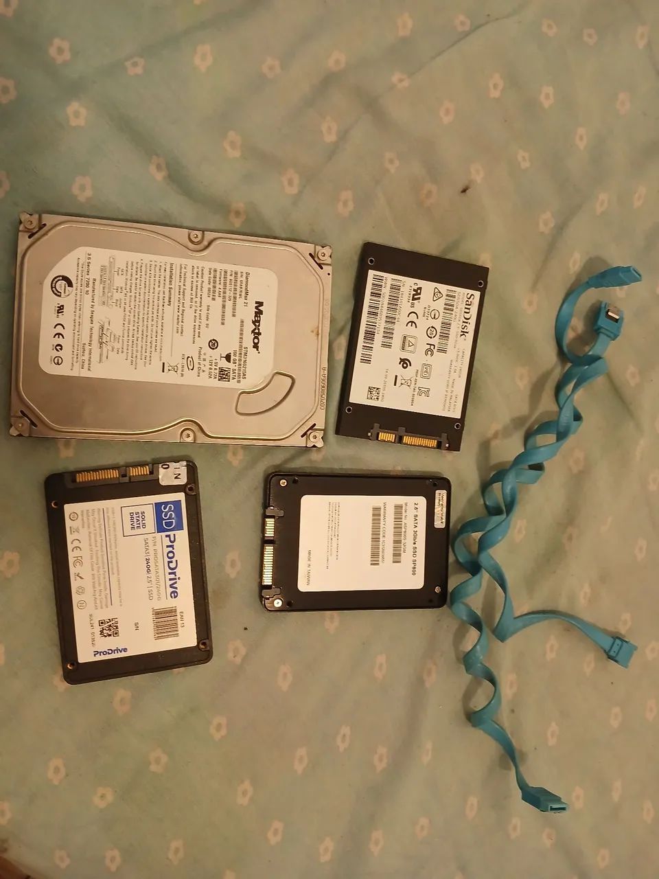 Kit de ssd e um hd